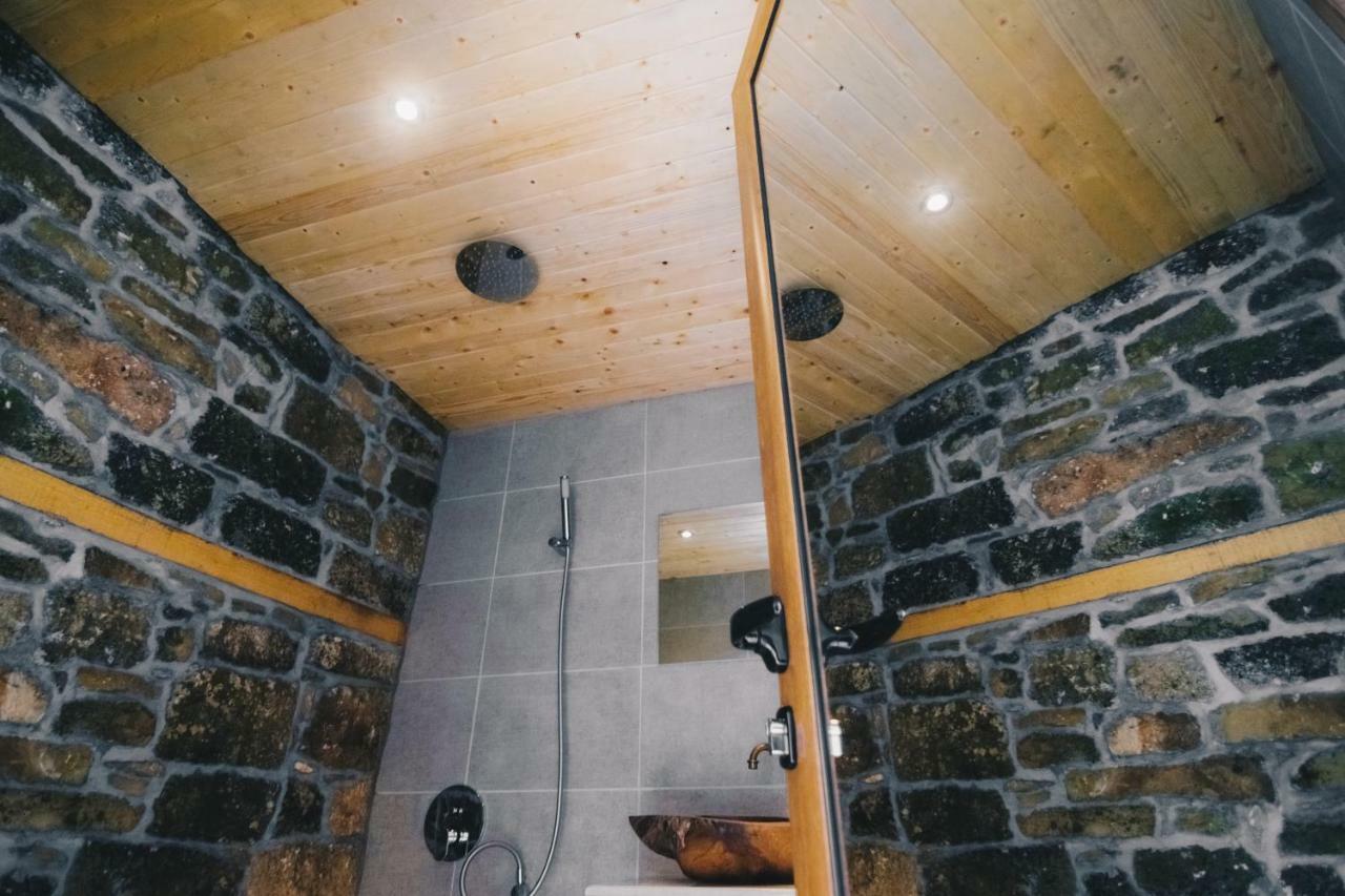 Завоя Hotel Krushuna Eksteriør billede